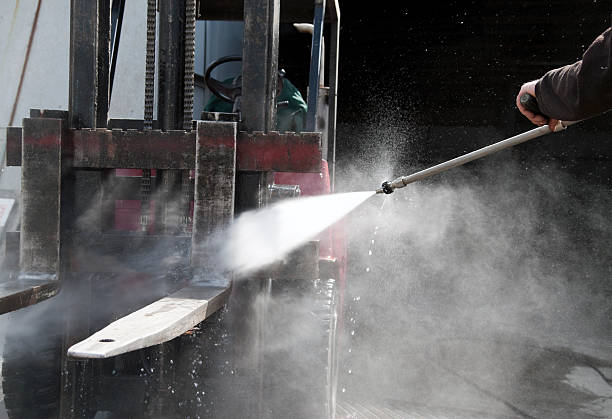 Best Commercial Building Pressure Washing  in Manvel, TX