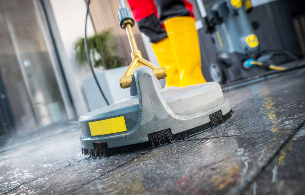 Best Commercial Pressure Washing  in Manvel, TX